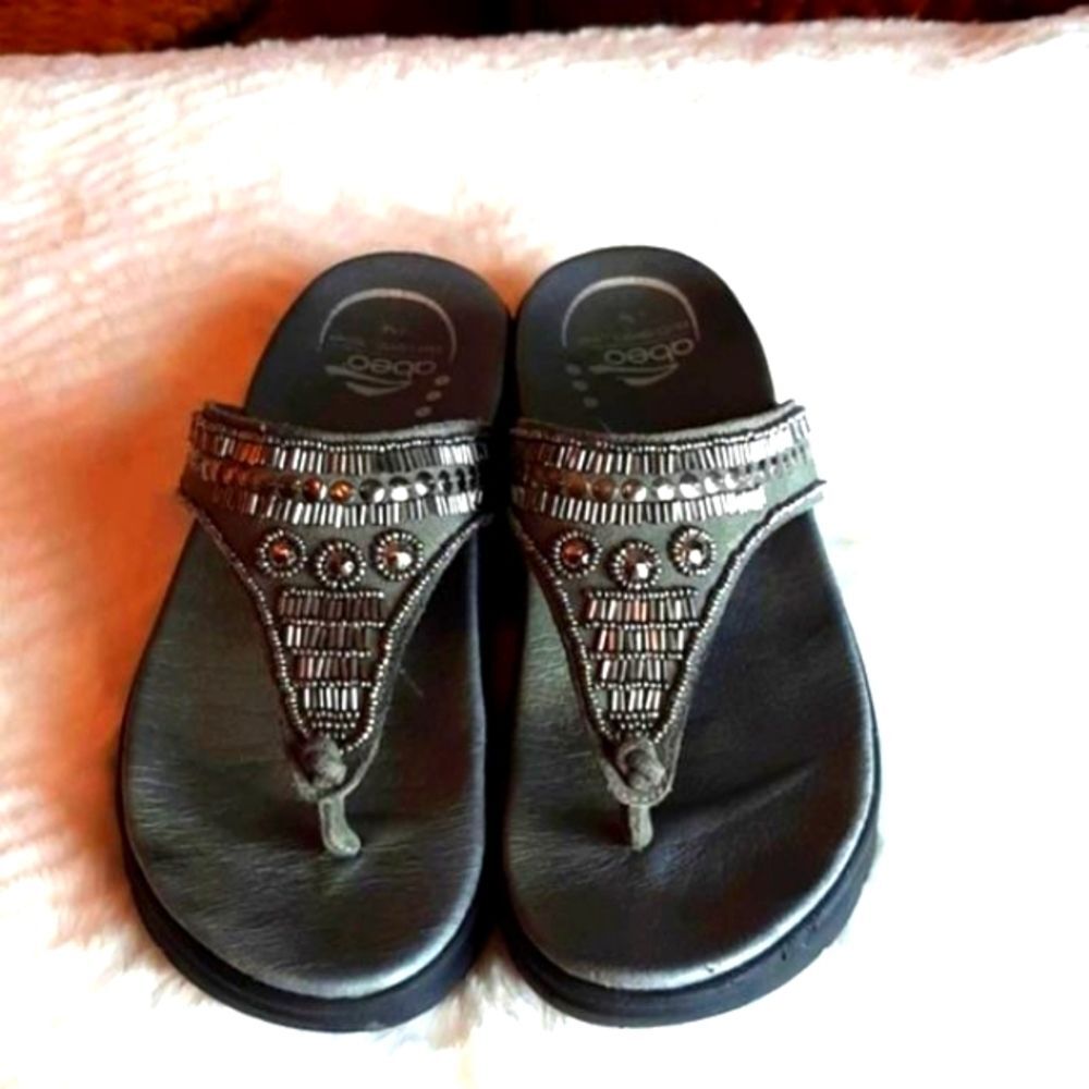 Abeo Bio System Womans Mystic Leather Gray Platform Beaded Sandals 8N